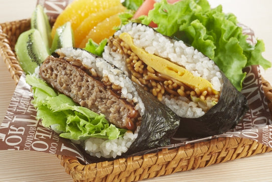 ポークたまごおにぎりのおにぎらず　おにぎりドック　業務海苔